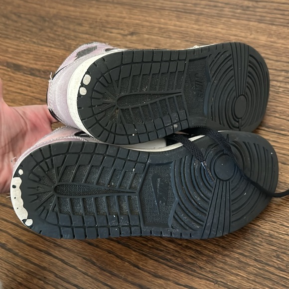 Air jordan mids size big kid grade school 4.5Y - Picture 6 of 6